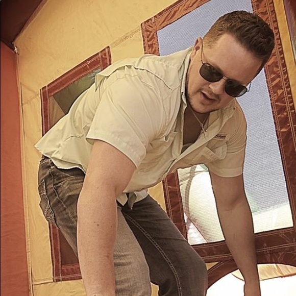 Meet your Posher, Jon - Picture 1 of 1